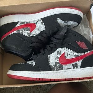 Air Jordan 1 mid SE